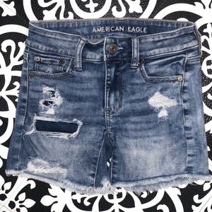 American Eagle midi shorts size 00